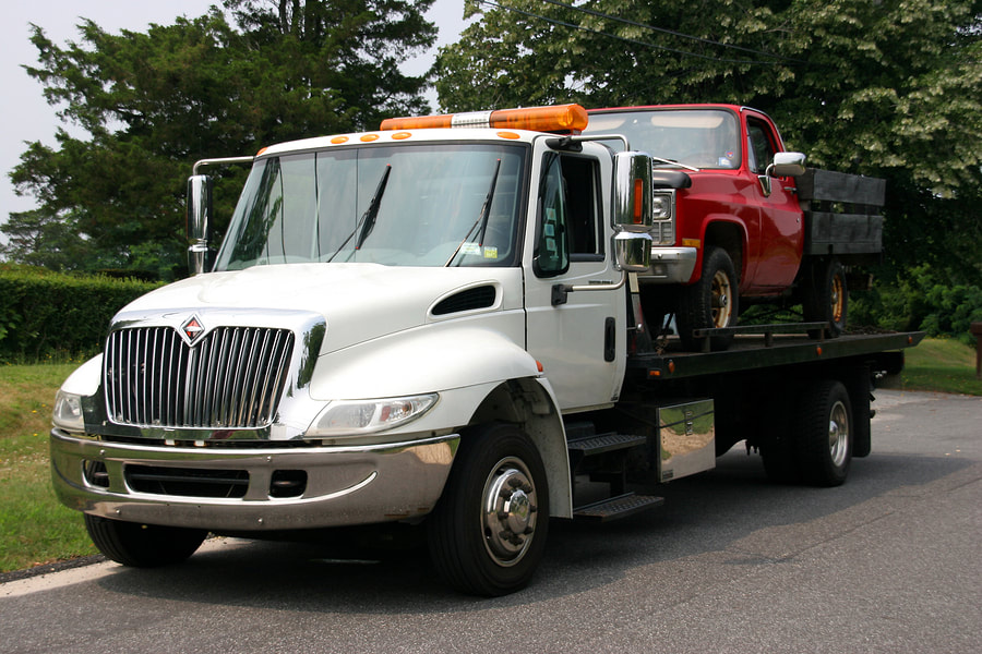 Best Light Duty Towing Service and Cost in Las Vegas NV